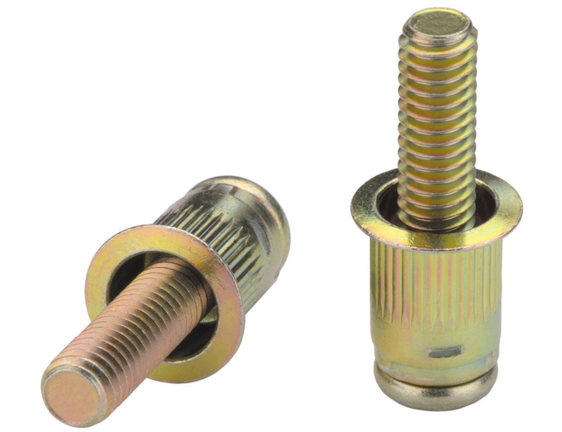 Rivet stud